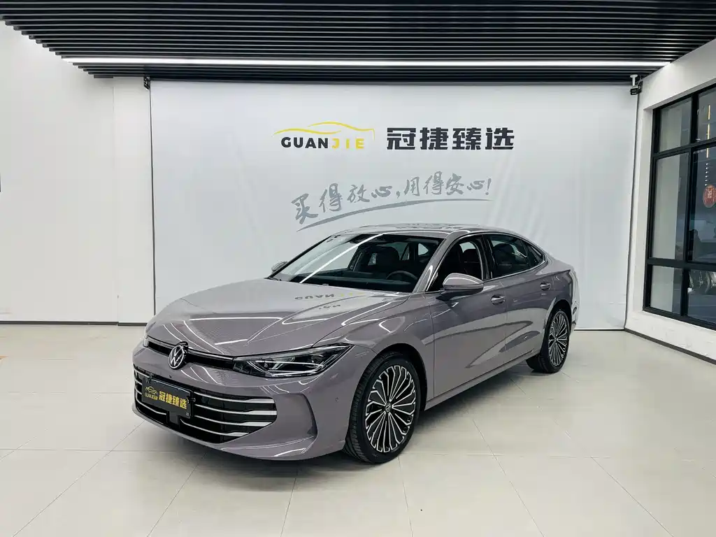 Volkswagen Passat 2024