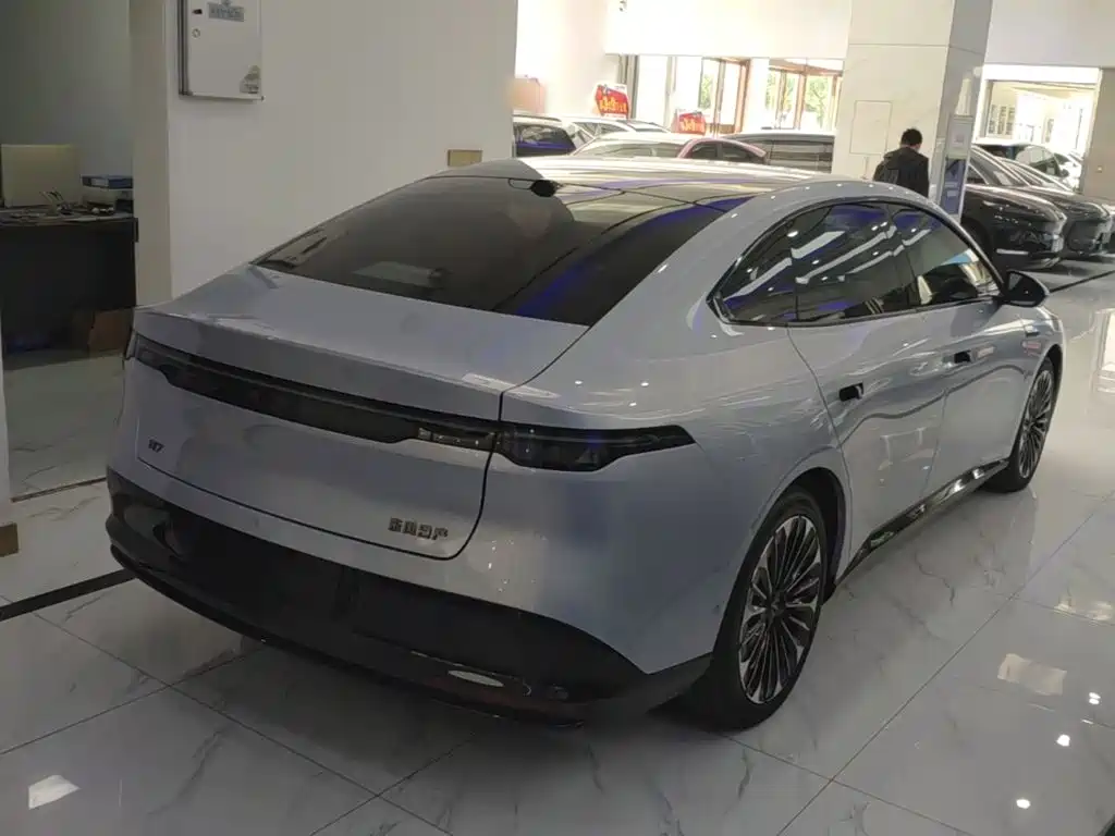 Nissan N7 — миниатюра 7