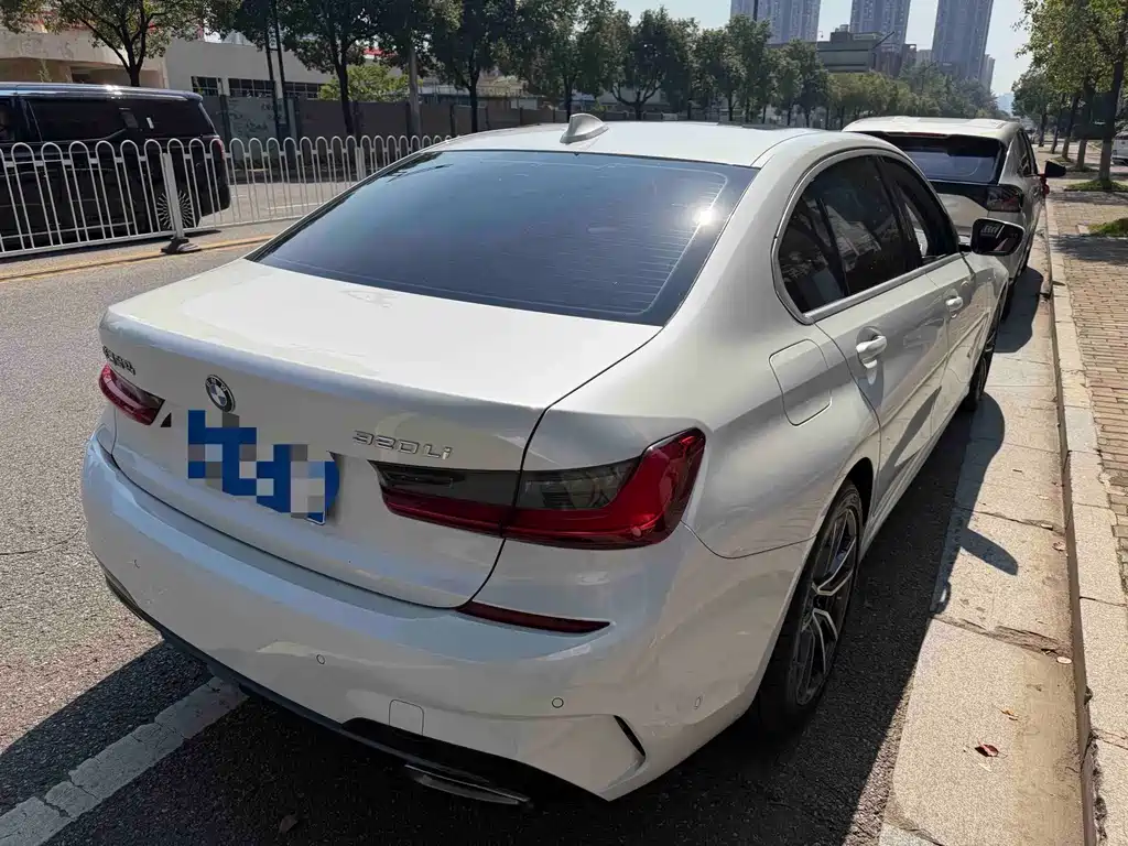 BMW 3 Series — миниатюра 2