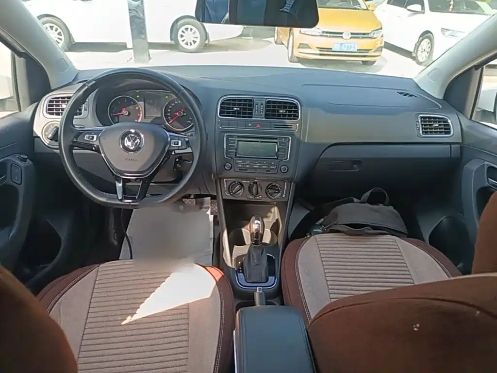 Volkswagen Polo — миниатюра 10