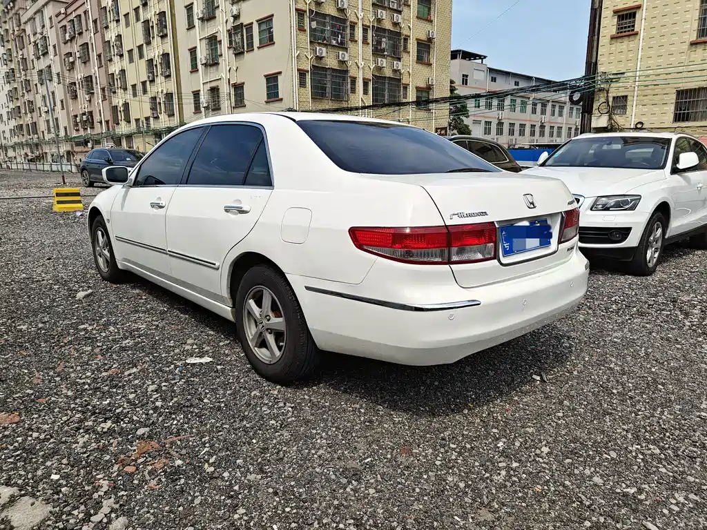 Honda Accord — миниатюра 3