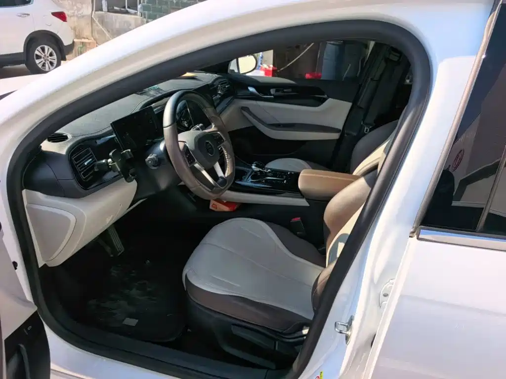 BYD Qin PLUS — миниатюра 15
