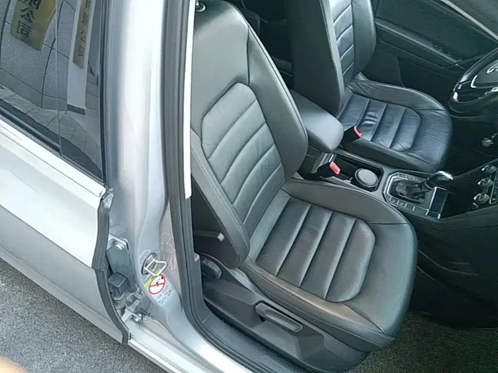 Volkswagen Golf (Import) — миниатюра 25