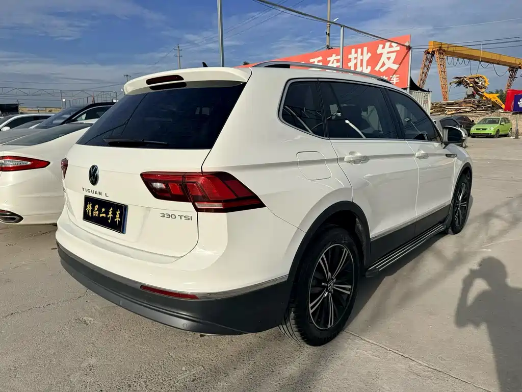 Volkswagen Tiguan L — миниатюра 6