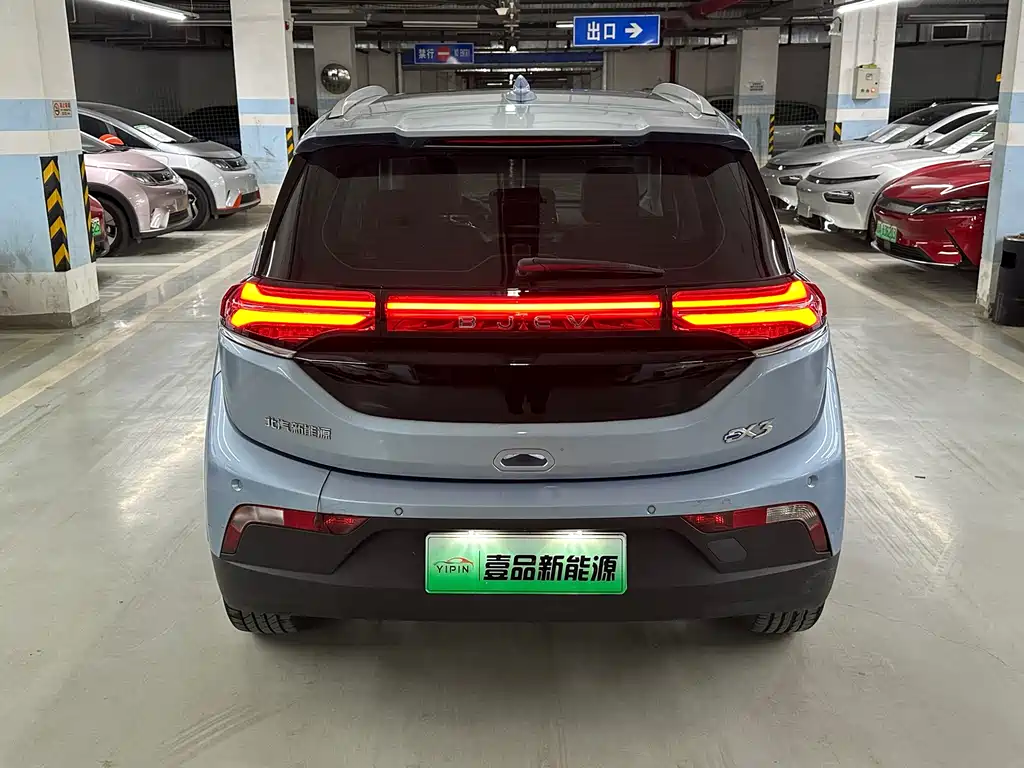 BAIC BEIJING EX3