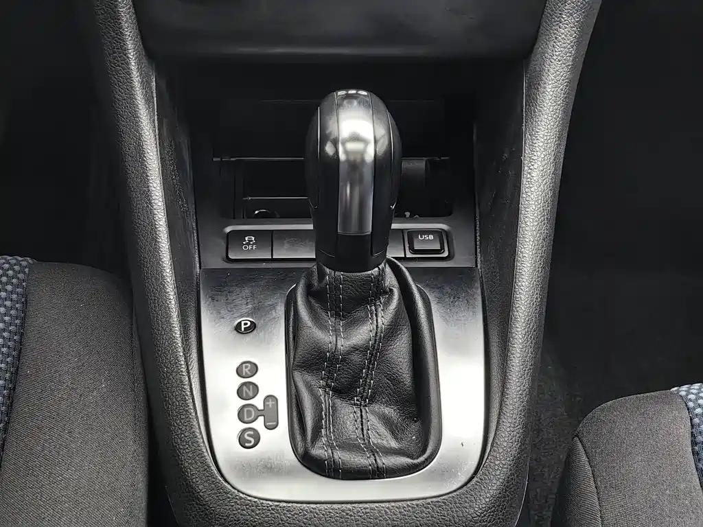 Volkswagen Golf — миниатюра 13