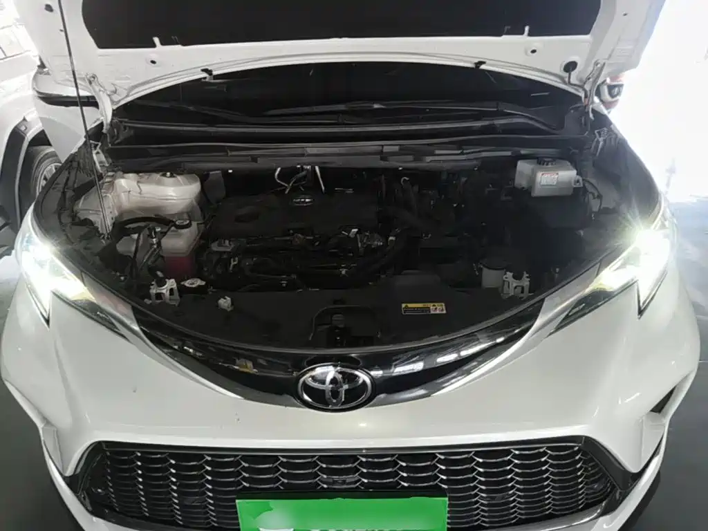 Toyota Granvia — миниатюра 20