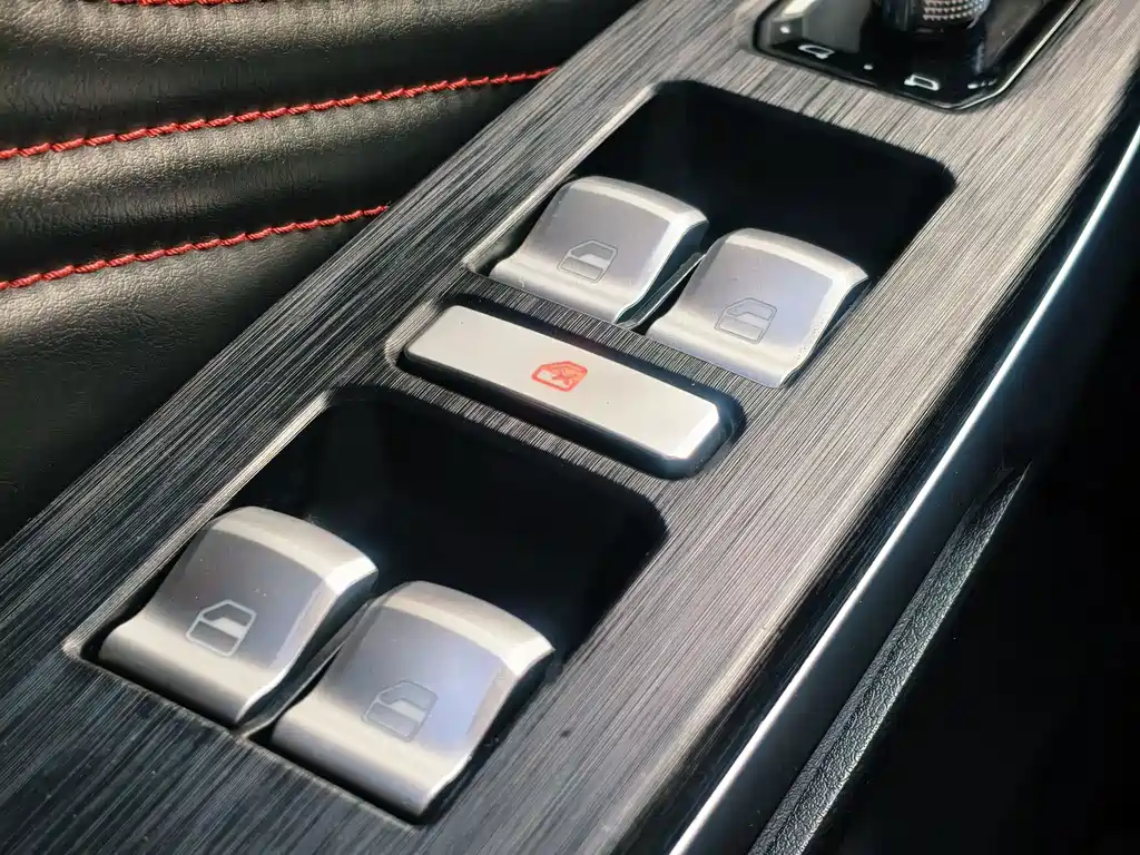 Wey Wey VV5 — миниатюра 11