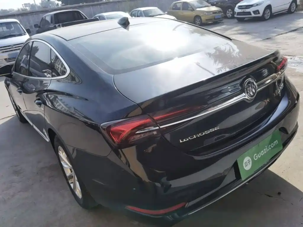 Buick LaCrosse — миниатюра 5