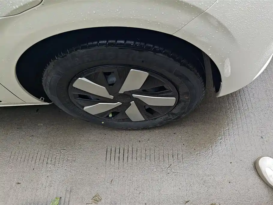 Dongfeng 01 2024 330 Air