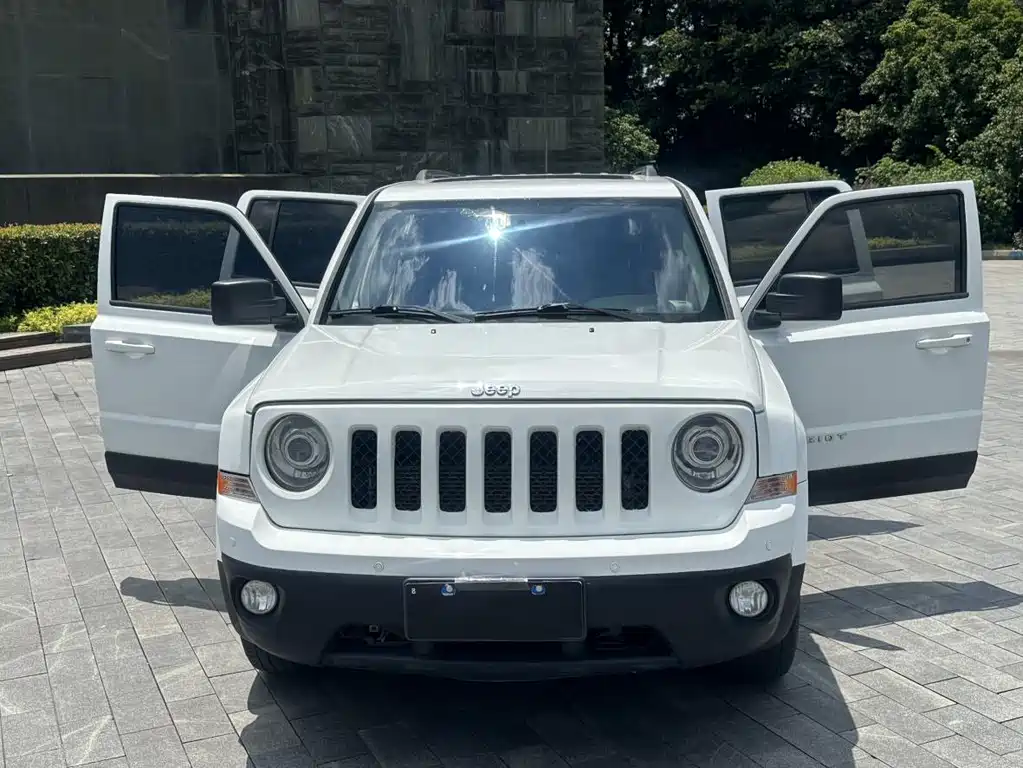 Jeep Patriot — миниатюра 9