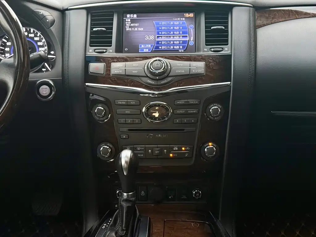Infiniti QX 2011 QX56