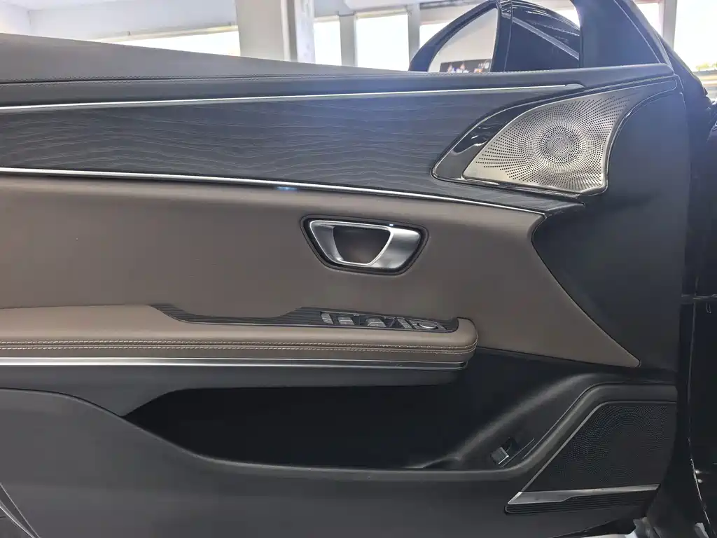 BYD Han — миниатюра 5