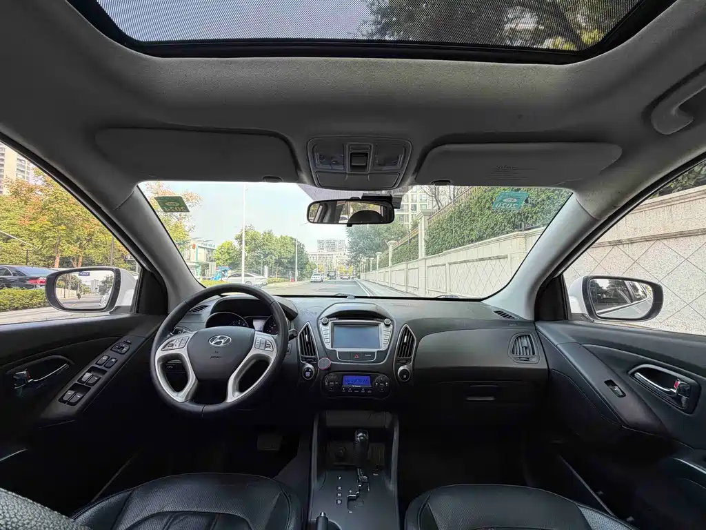 Hyundai ix35 — миниатюра 8