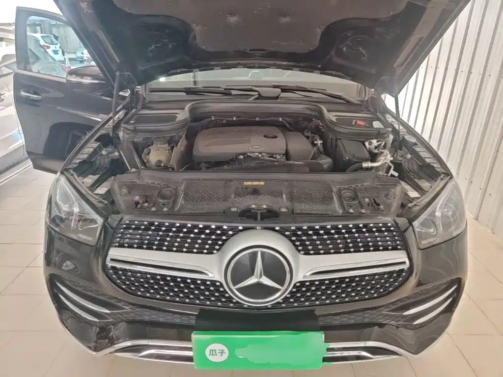 Mercedes-Benz GLE (Import) — миниатюра 20