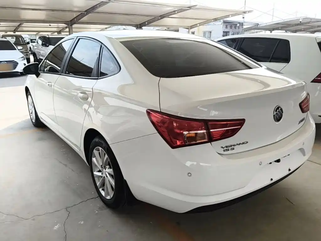 Buick Verano — миниатюра 5