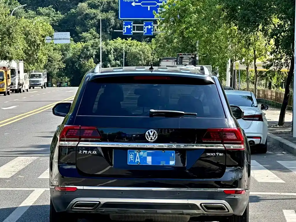 Volkswagen Teramont — миниатюра 5