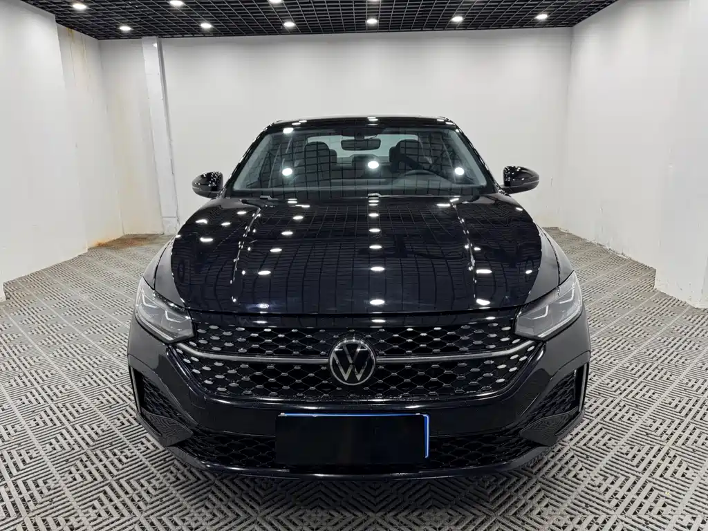 Volkswagen Lavida — миниатюра 2