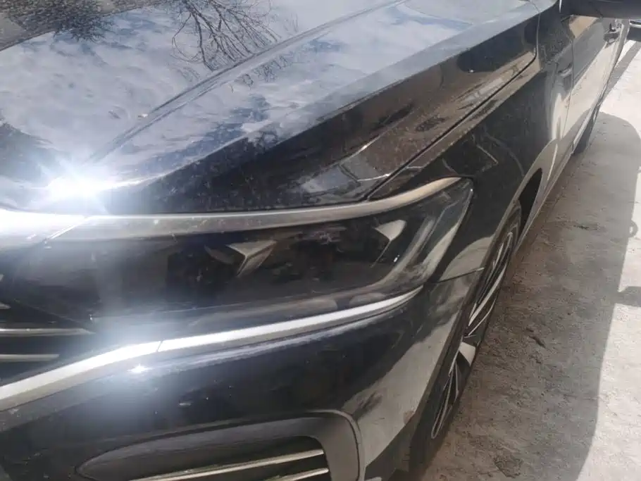 Volkswagen Passat 2025 380TSI