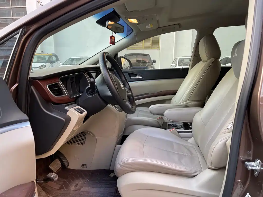 Buick GL8 — миниатюра 15