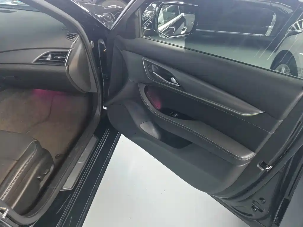 Cadillac CT5 — миниатюра 20