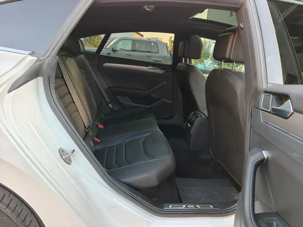Volkswagen CC — миниатюра 12