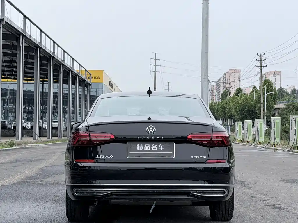 Volkswagen Passat — миниатюра 7