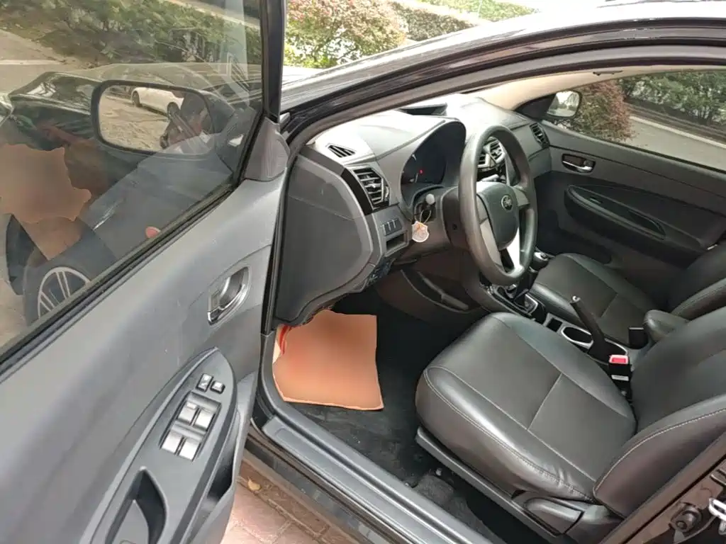 BYD F3 — миниатюра 16