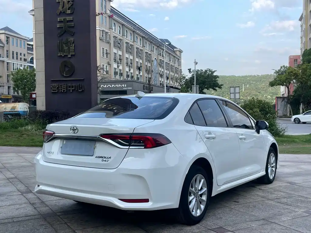 Toyota Corolla — миниатюра 9
