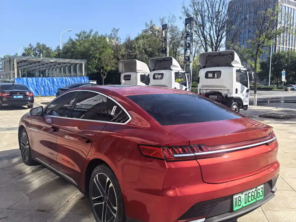 BYD Han — миниатюра 5