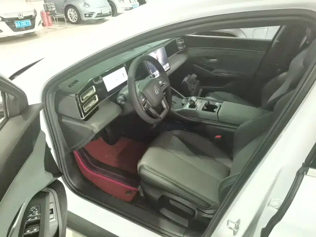 BYD Qin L — миниатюра 15