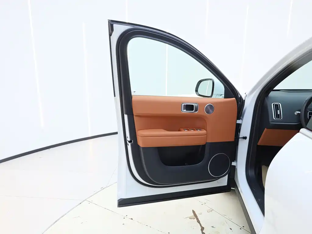 Li Auto Li L6 — миниатюра 28