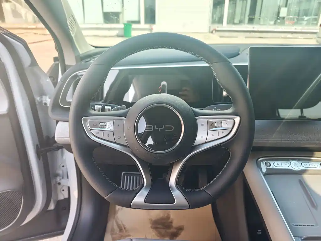 BYD Sealion 05 EV — миниатюра 15