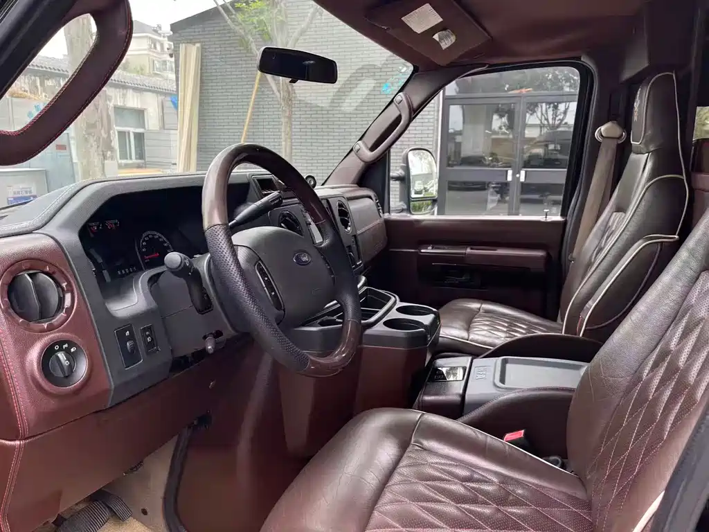 Ford E350 2011 5.4L