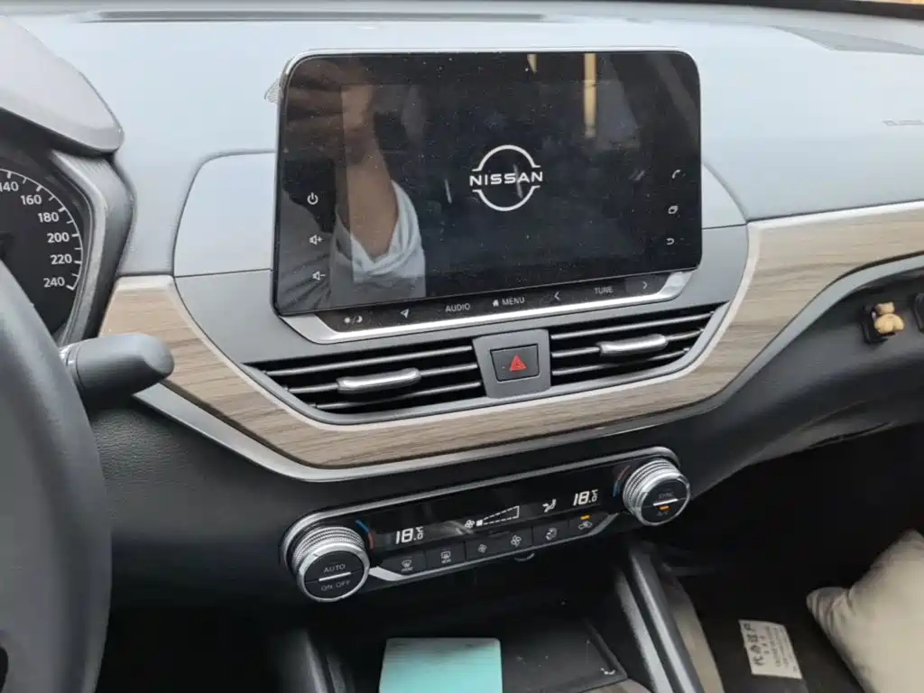 Nissan Teana — миниатюра 13