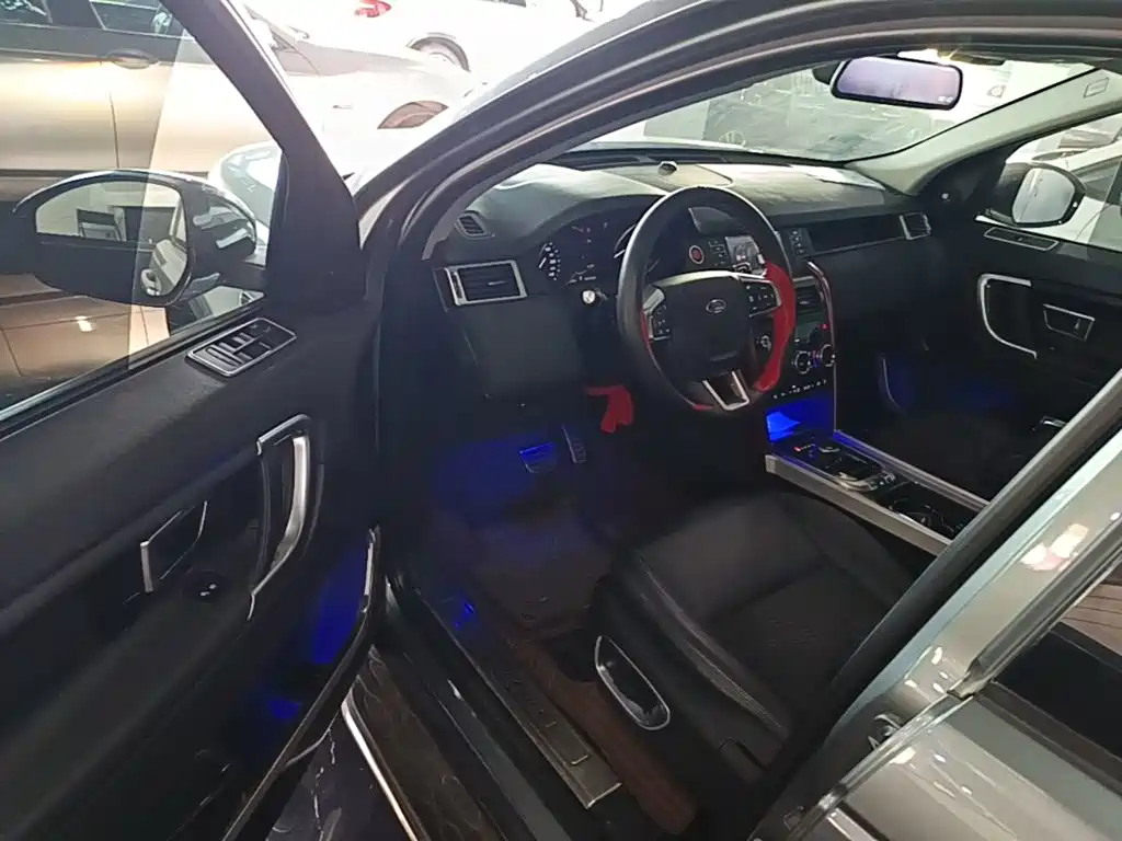 Land Rover Discovery Sport — миниатюра 16