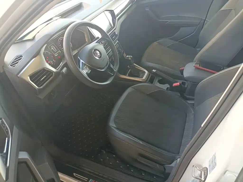 Volkswagen T-Cross — миниатюра 15
