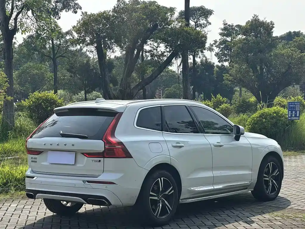 Volvo XC60 — миниатюра 9
