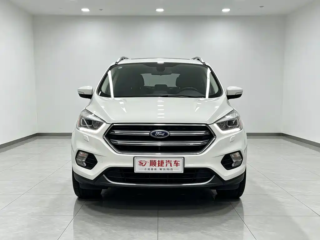 Ford Kuga — миниатюра 2