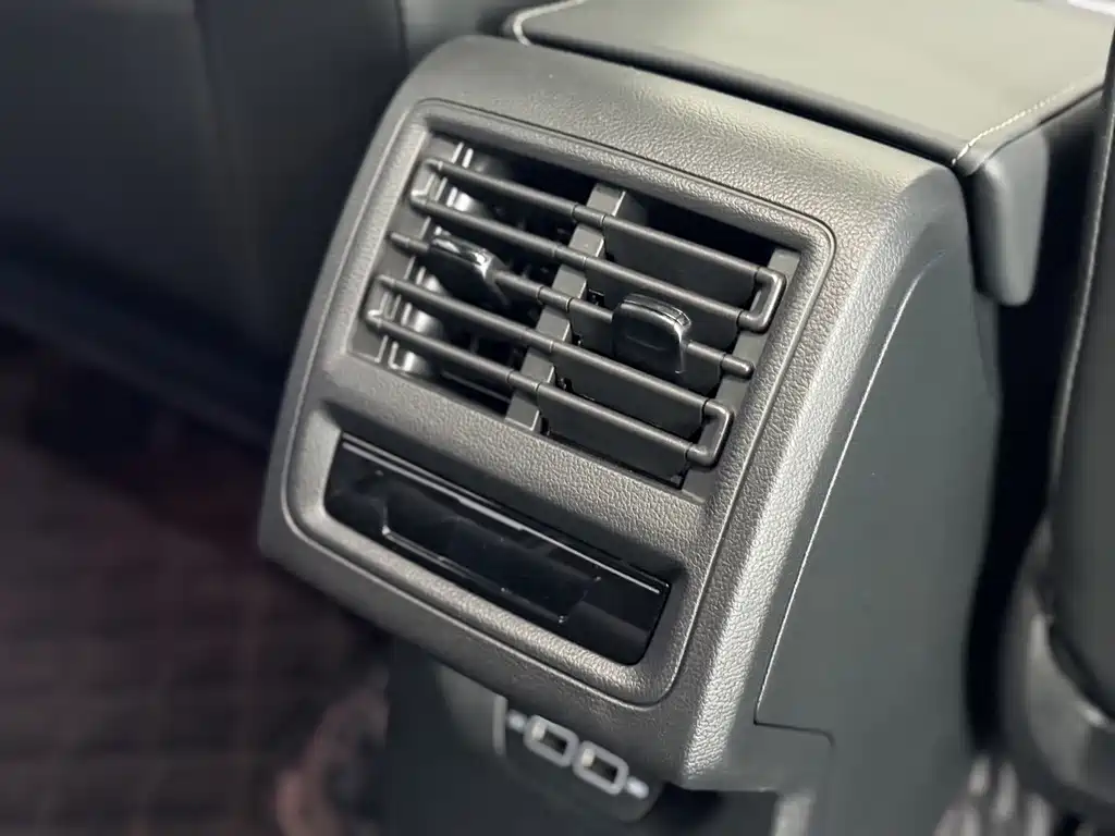 Volkswagen Golf — миниатюра 22