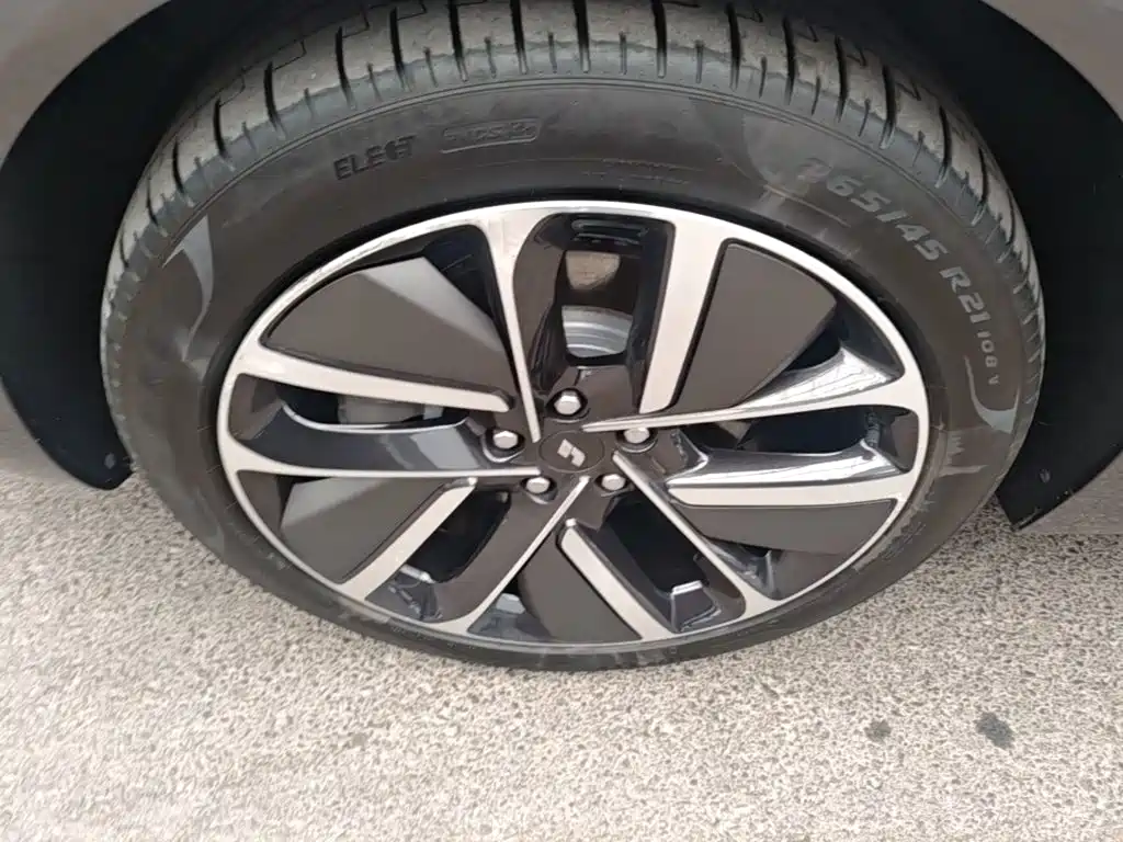 Li Auto Li L6 — миниатюра 23