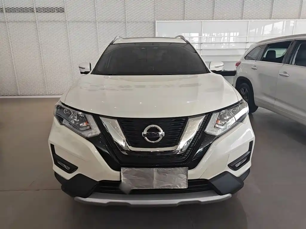 Nissan X-Trail — миниатюра 3