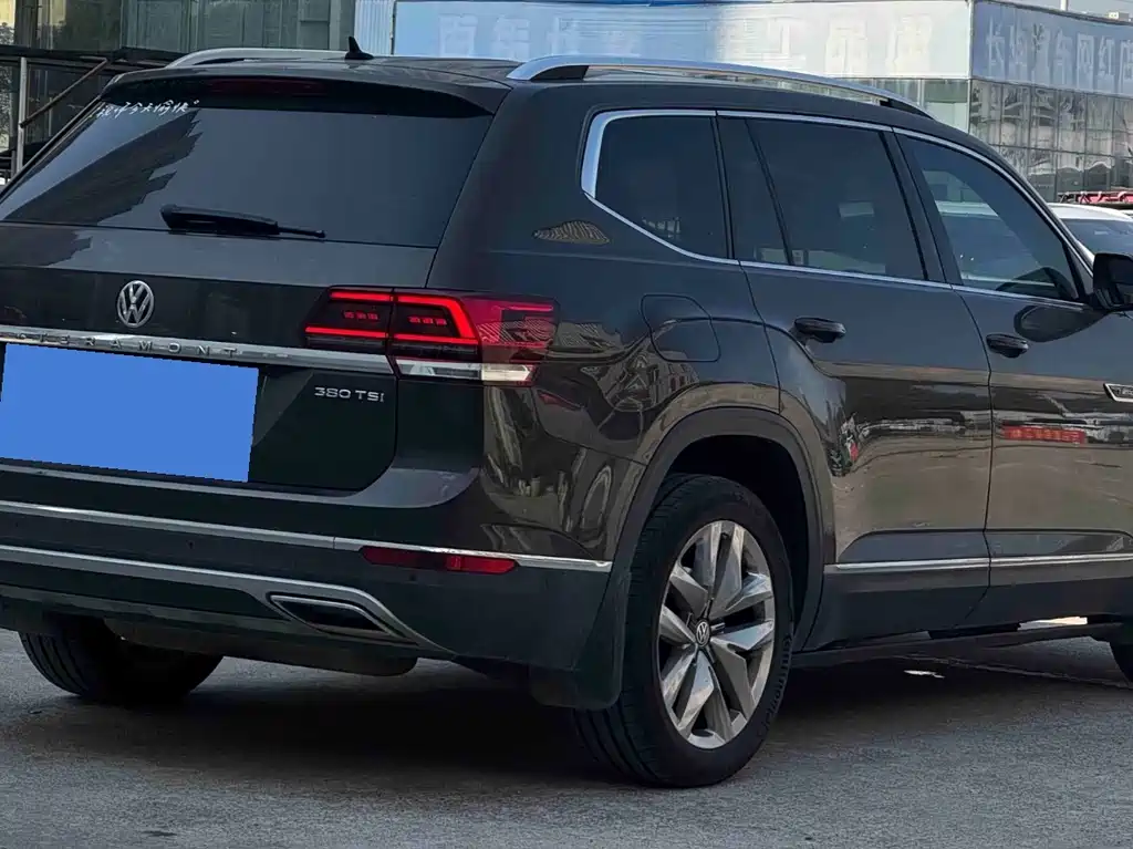 Volkswagen Teramont — миниатюра 7