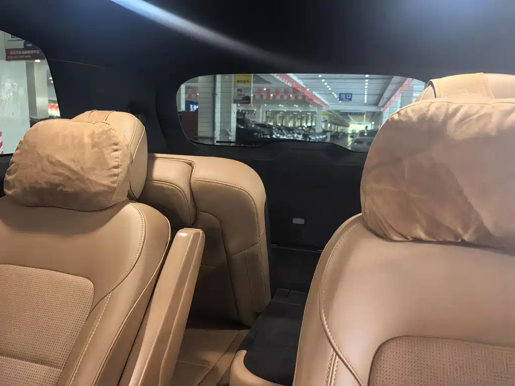 Li Auto Li ONE — миниатюра 11