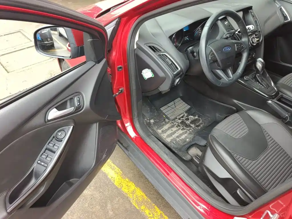 Ford Focus — миниатюра 16