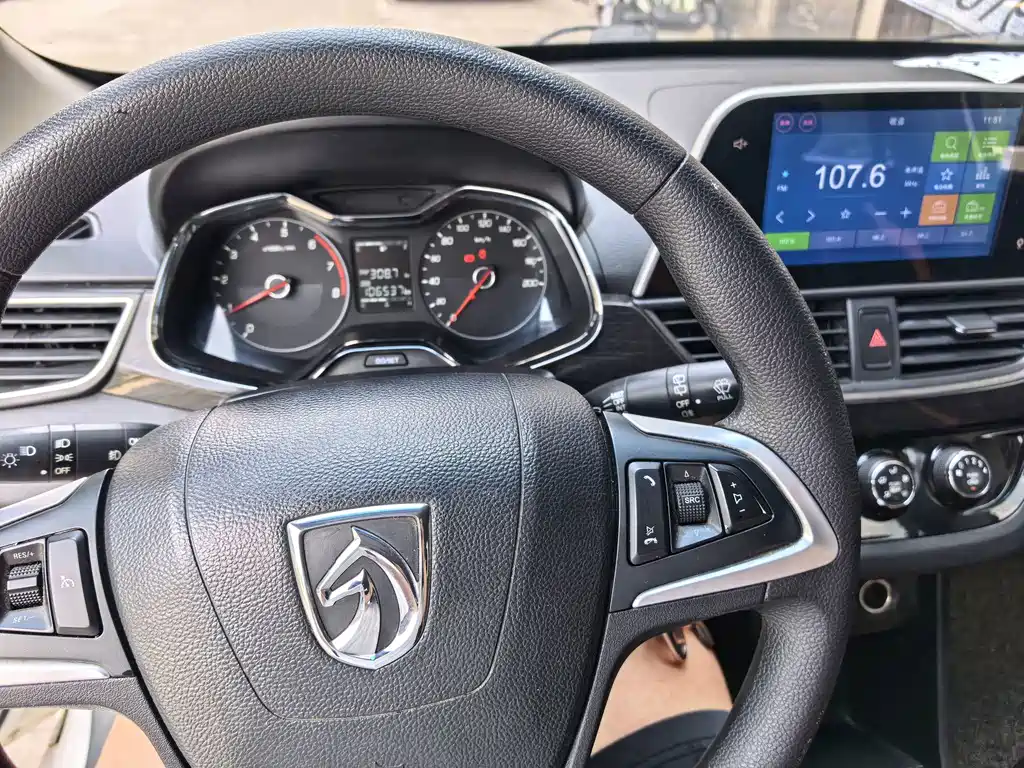 Baojun 310 — миниатюра 10