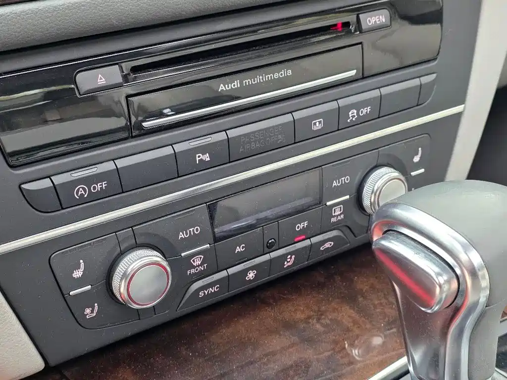 Audi A6L — миниатюра 7