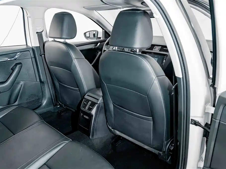 Skoda Octavia — миниатюра 20