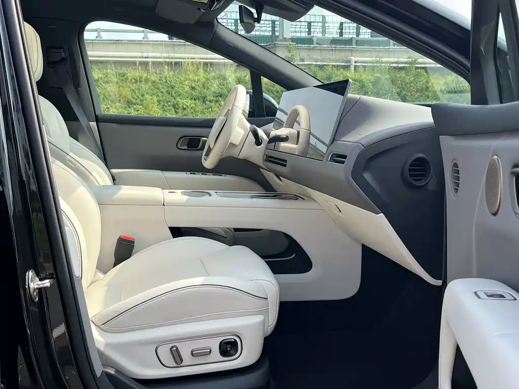 Li Auto Li i6 — миниатюра 13