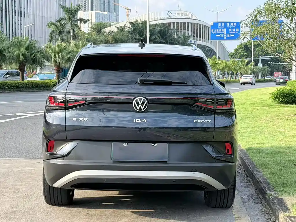 Volkswagen ID.4 Crozz — миниатюра 4